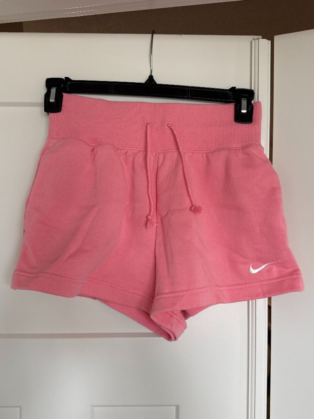 Nike Women's Pink Fleece Lounge Shorts Size S